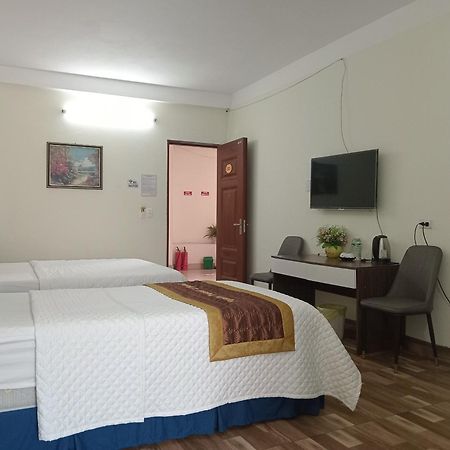 Family Transit 2 Hotel Ханой Экстерьер фото